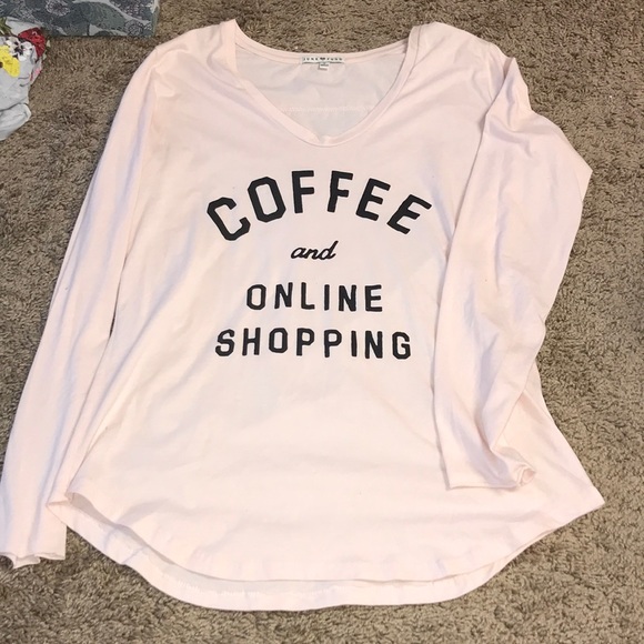 super cute and comfy top - Picture 1 of 2